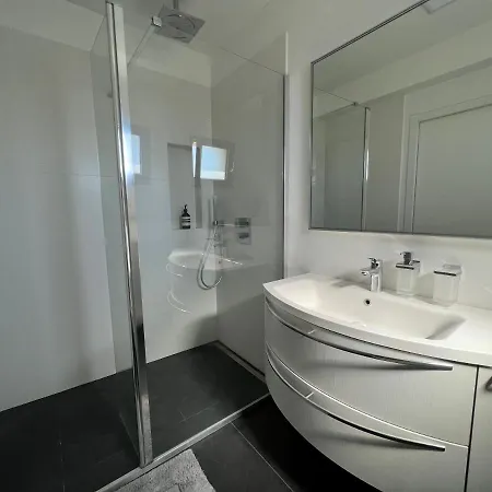 Grand De Standing Rooftop Jacuzzi Διαμέρισμα Μαλακόφ